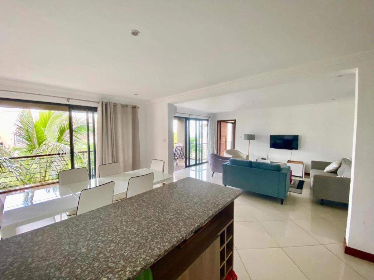 Ocean Bliss By Oasis Holidays Apartment Flic en Flac Exterior photo